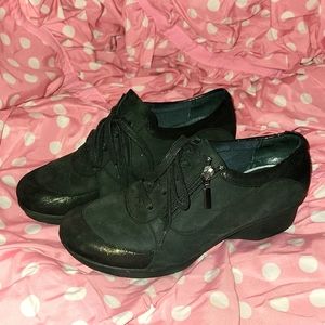 Dansko zip up sneaker wedge shoes